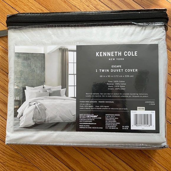 Kenneth Cole Other - *New* Kenneth Cole Escape Twin Duvet Cover